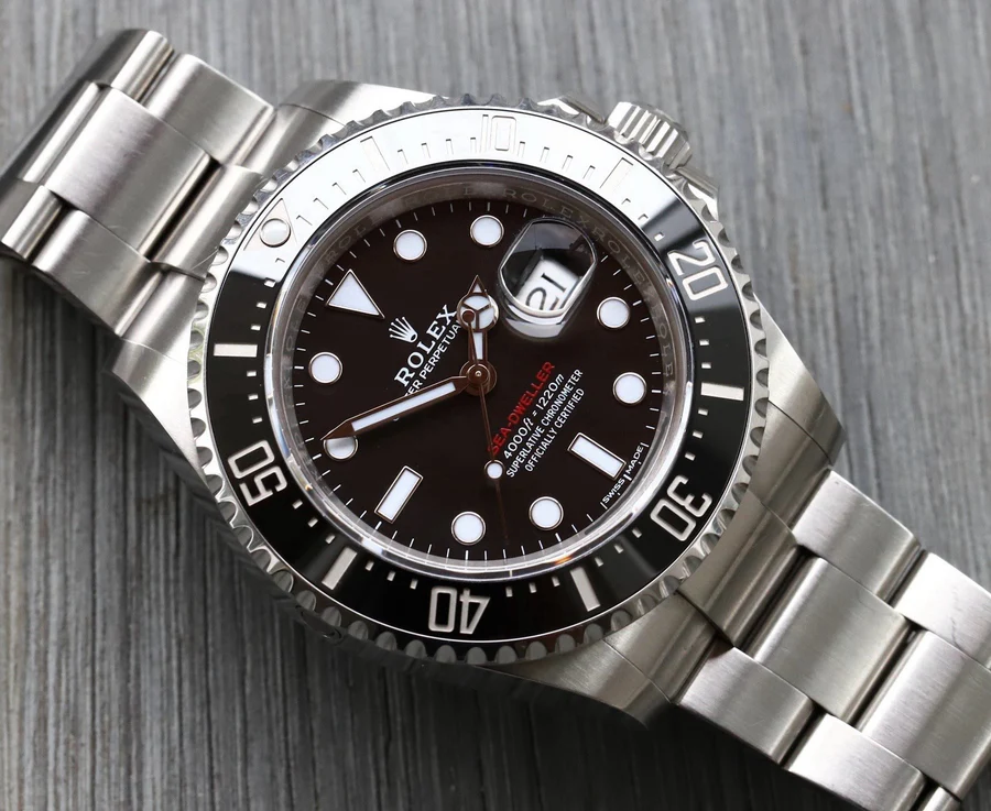 Rolex_Sea-Dweller_43_SD43_Mk1_126600_-_2017_Watch_Vault_08_900x.webp
