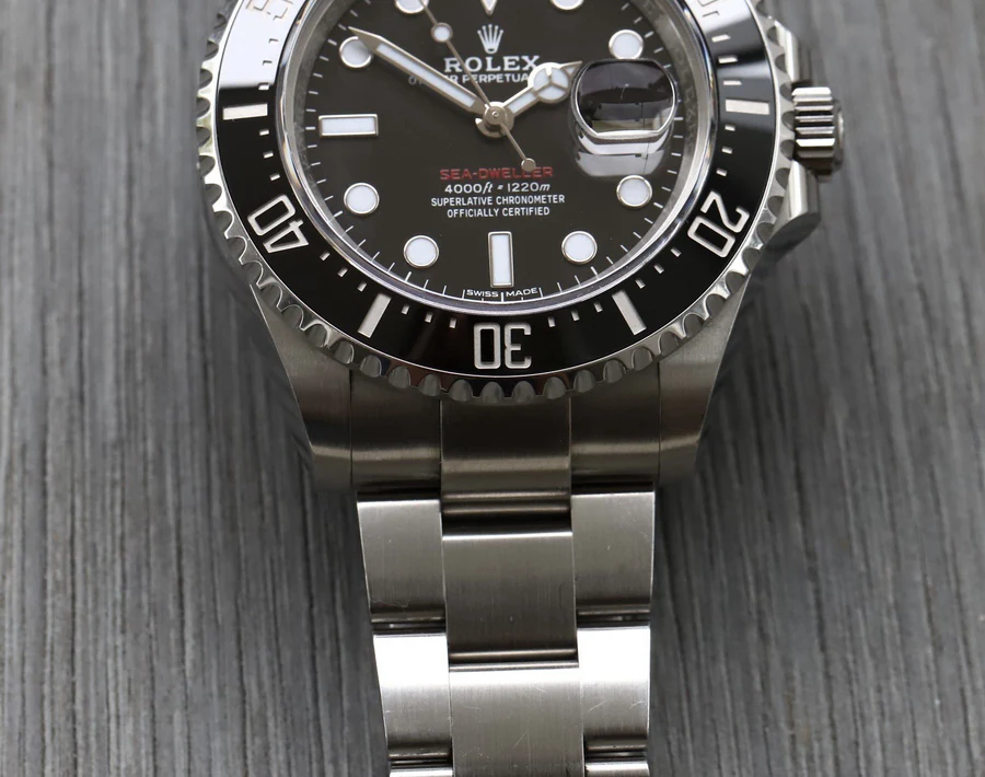 Rolex_Sea-Dweller_43_SD43_Mk1_126600_-_2017_Watch_Vault_09_900x.webp